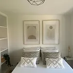 Lisbon, T2 Renewed Duplex With River View, Beato, Lisboa