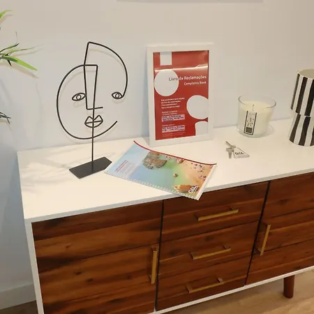 Lejlighed Lisbon, T2 Renewed Duplex With River View, Beato,